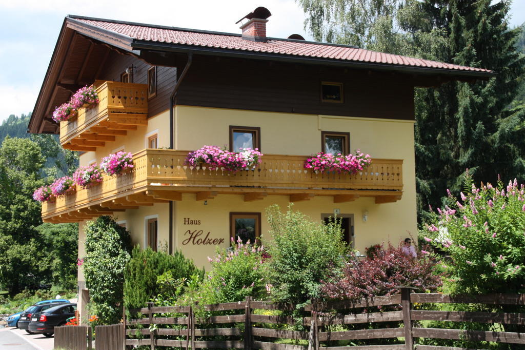 Haus Holzer Lägenhet Wagrain Exteriör bild