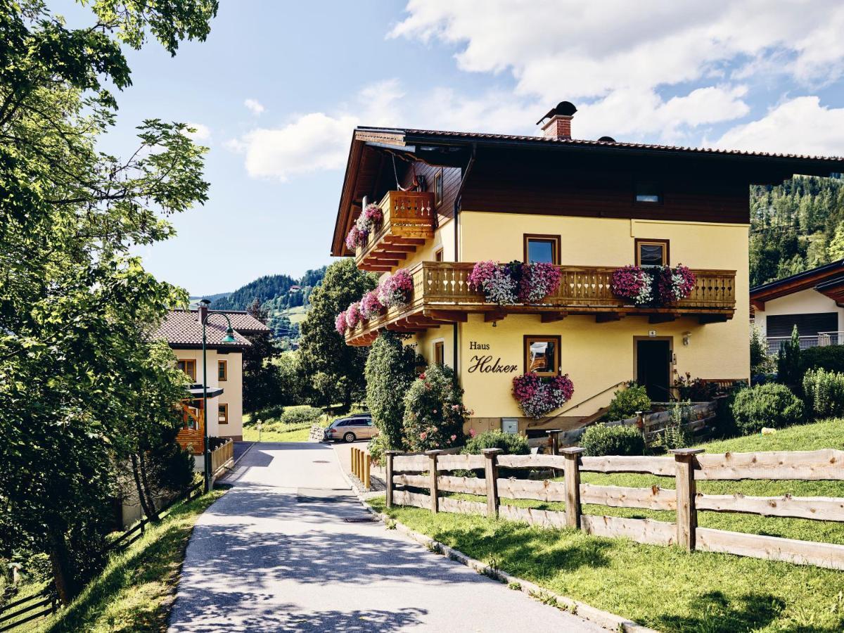 Haus Holzer Lägenhet Wagrain Exteriör bild